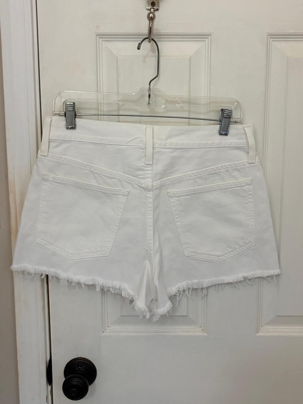 BOGO!! NWT CREW Relaxed Denim High Rise Short in White - Picture 7 of 10